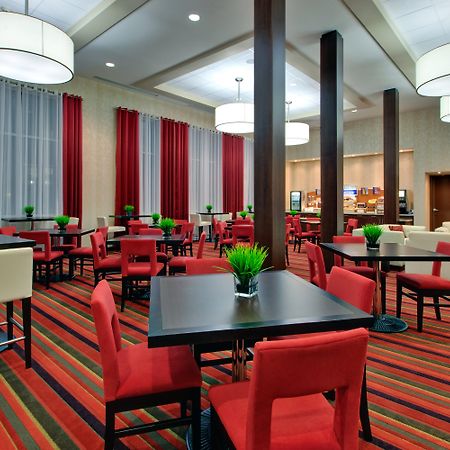 Holiday Inn Express Hotel & Suites Chatham South By Ihg מראה חיצוני תמונה