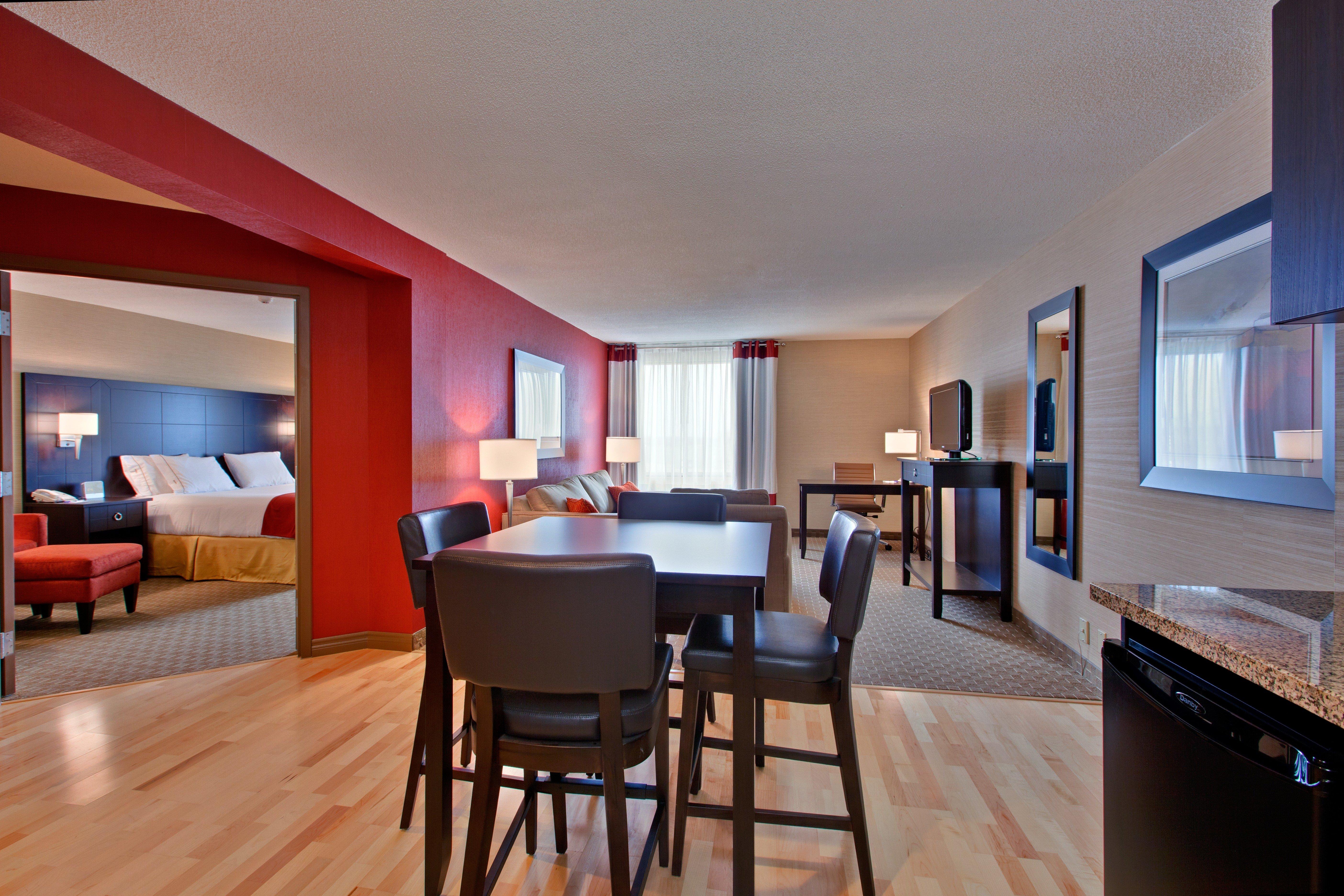 Holiday Inn Express Hotel & Suites Chatham South By Ihg מראה חיצוני תמונה