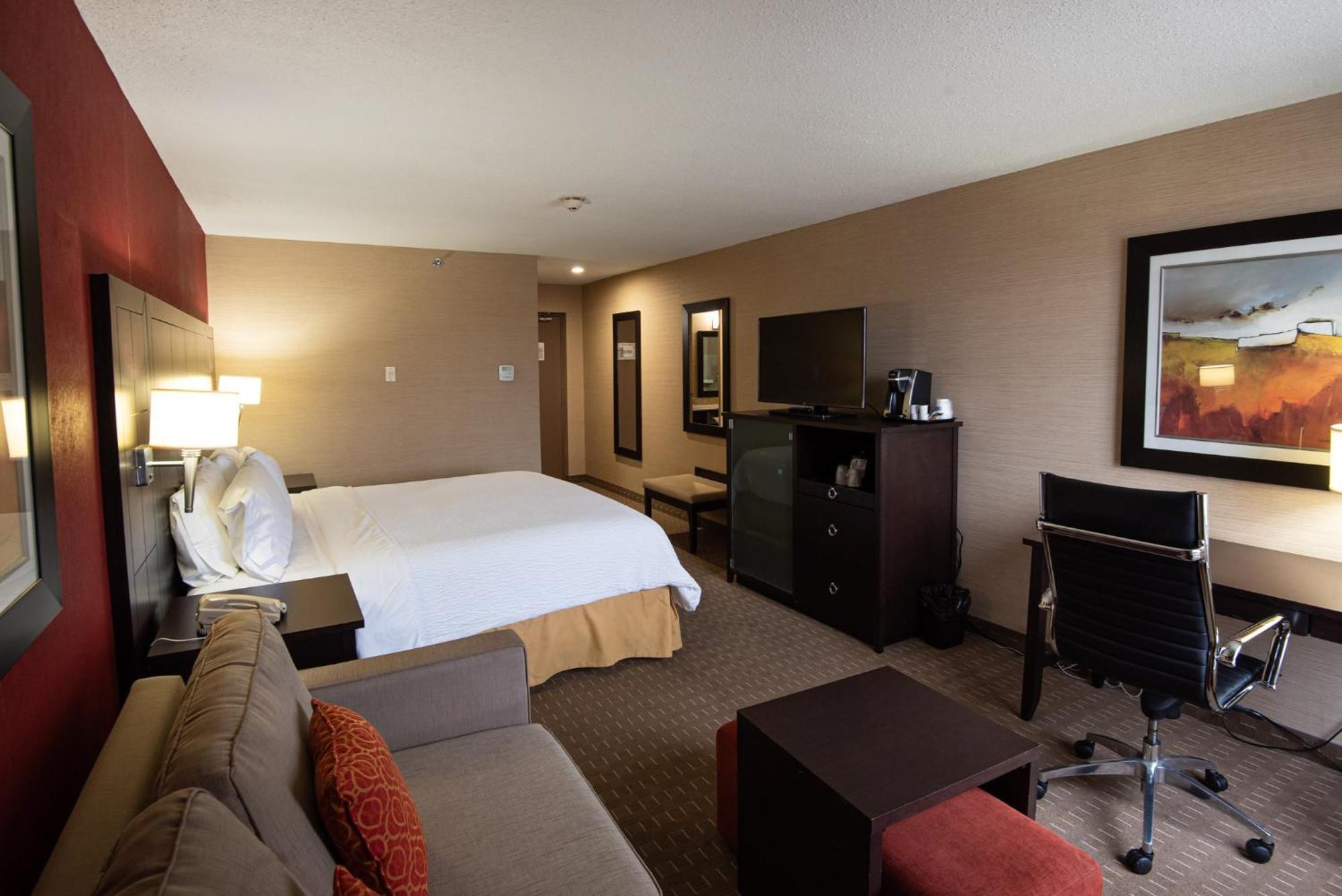 Holiday Inn Express Hotel & Suites Chatham South By Ihg מראה חיצוני תמונה